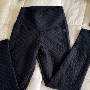 Black scrunch butt waffle Leggings